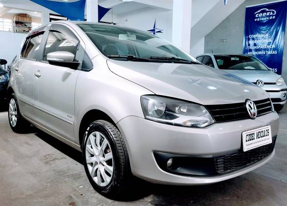 VOLKSWAGEN FOX 1.6 MI 8V FLEX 4P MANUAL VOLKSWAGEN FOX 1.6 MI 8V FLEX 4P MANUAL